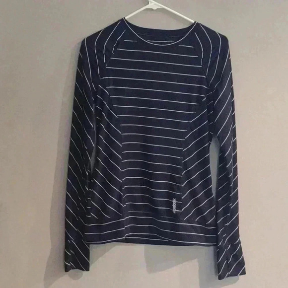 Reebok black white stripe long sleeve T-shirt women's small - Picture 1 of 5